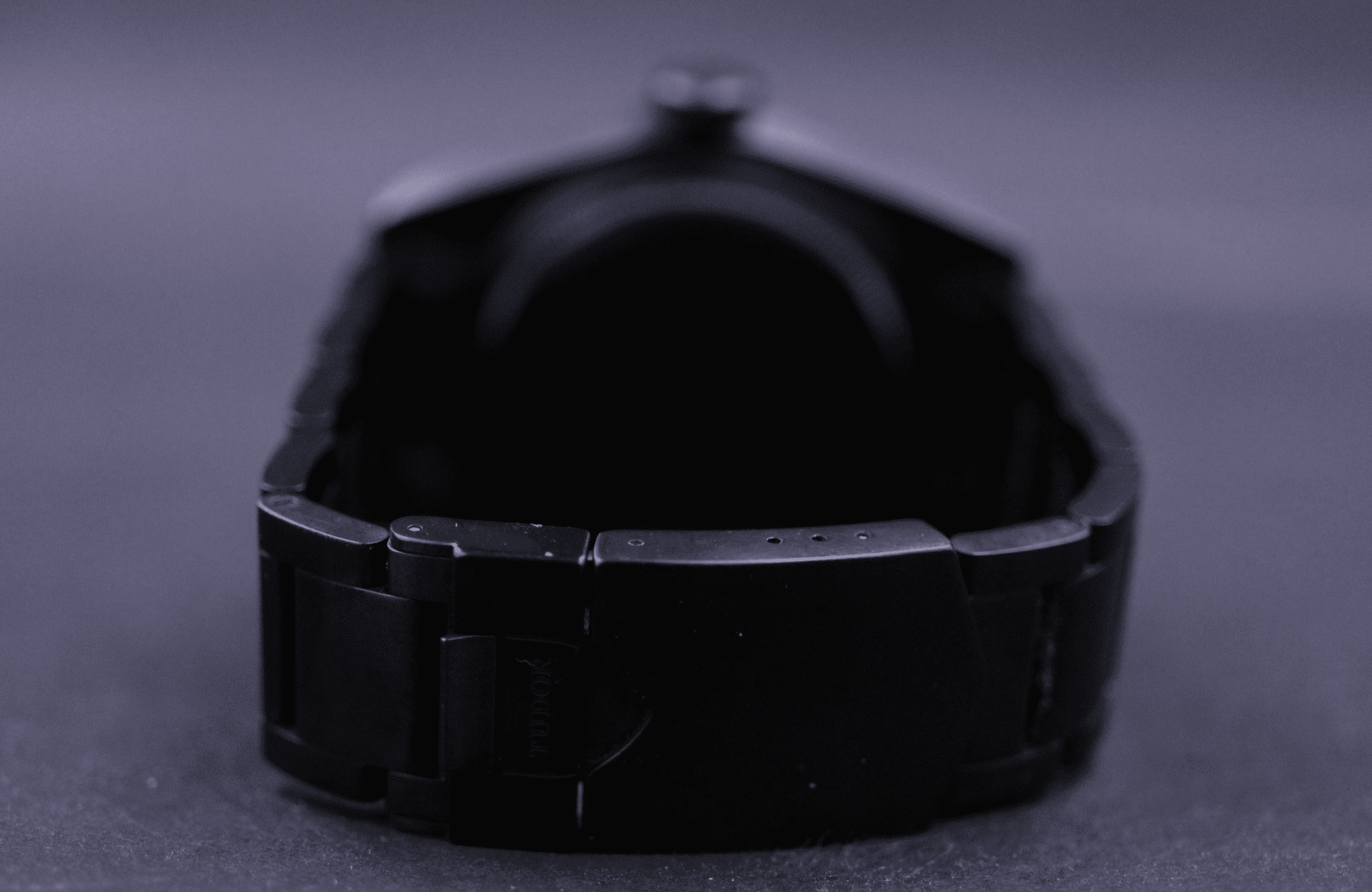 tudor 4 black
